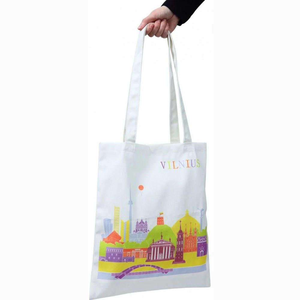 Pirkinių maišelis su rankena Vilniaus miestas 36 x 41 cm. Sudėtis: poliesteris 75%, medvilnė 25%
