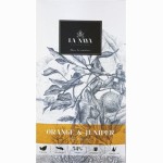 EKOLOGIŠKAS PIENINIS ŠOKOLADAS SU APELSINAIS IR KADAGIO UOGOMIS 